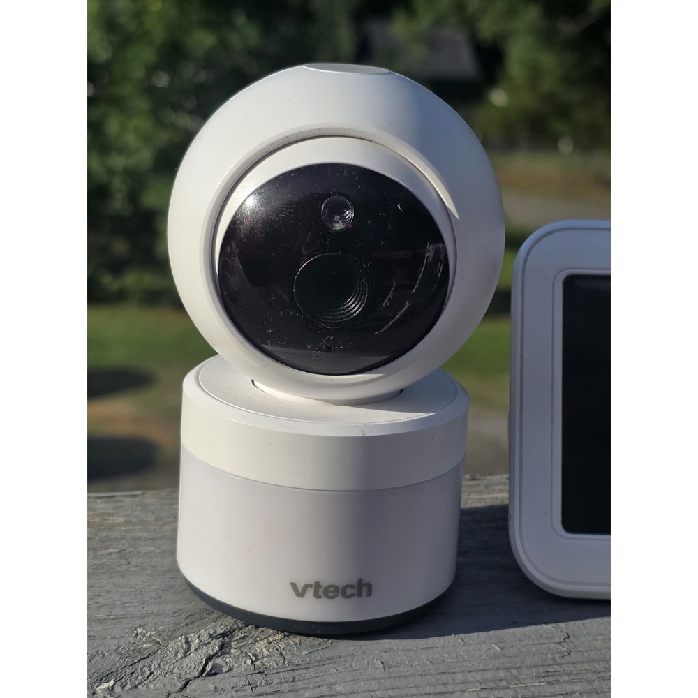 VTech VM5263 Remote Video Baby Monitor 5 inch LCD Screen White Pan Tilt Zoom